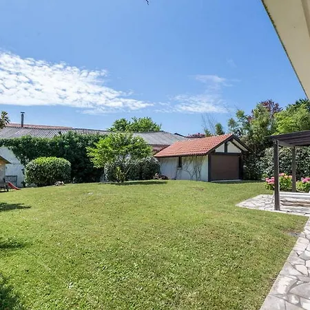 4br Contemporary With Private Pool - What'app - 0049-1762-5840-693 - For Reservations! Vila